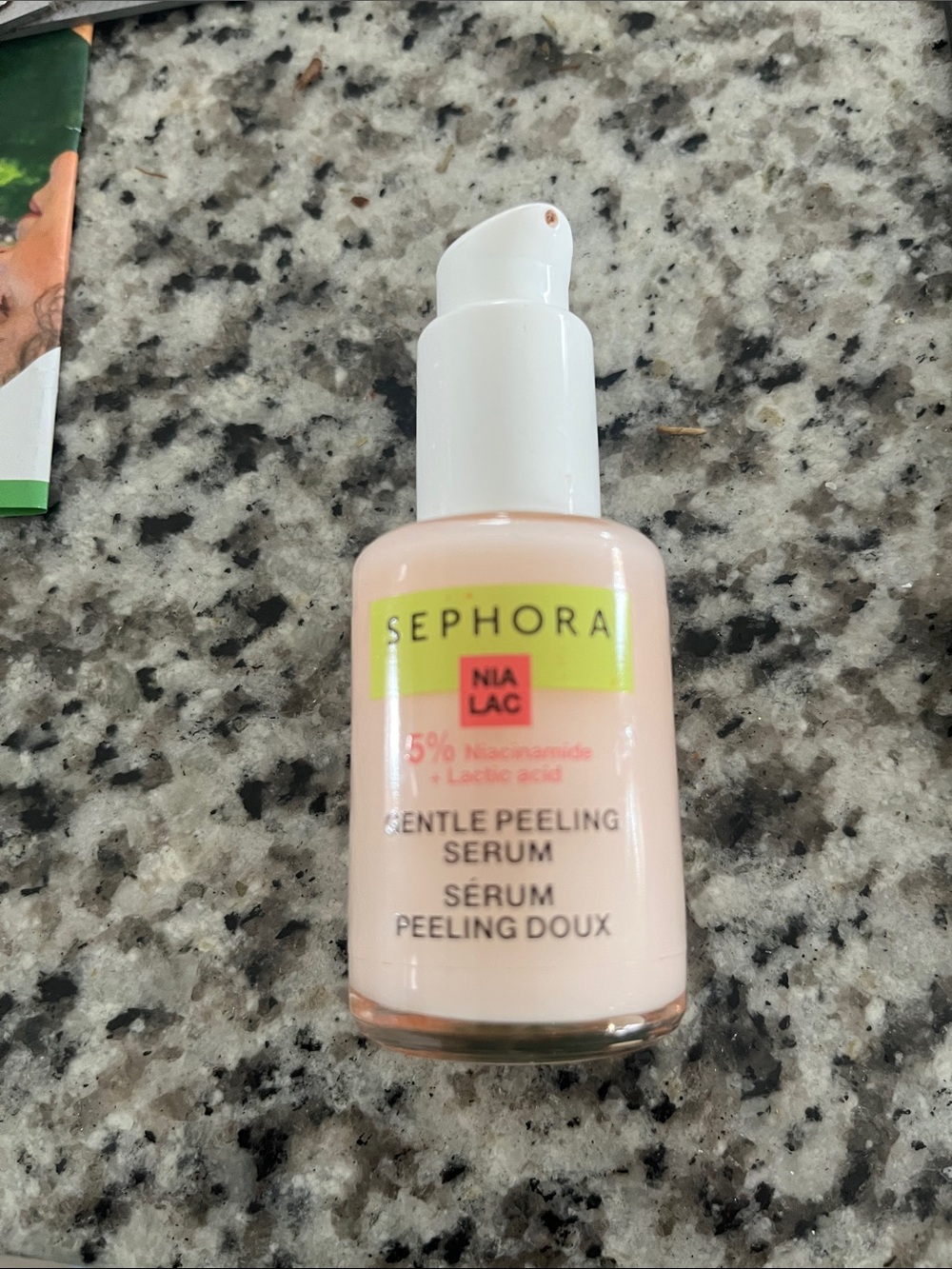 Sephora Gentle Peeling Serum - Peach